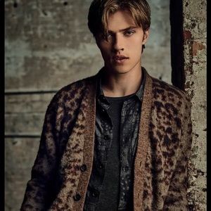 Meet your Posher, Nick